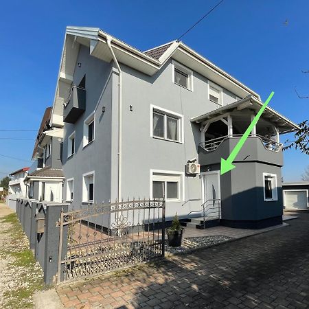 4 Stars Apartments Near Airport Velika Gorica Εξωτερικό φωτογραφία